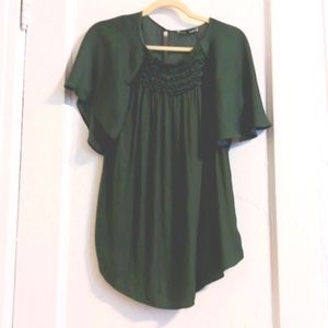 Romantic Halston Heritage Emerald Silk top With Smocking Medium NWOT